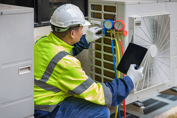 Professional Hvac technician working in College Park, MD